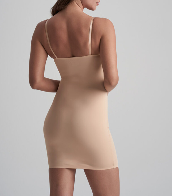 bye bra INVISIBLE SINGLET aðhaldskjóll - 124